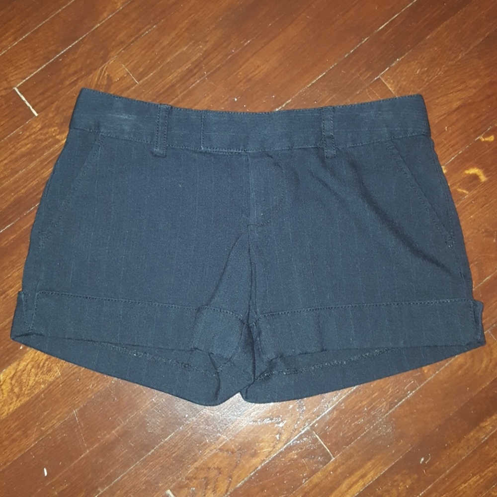 Old Navy black shorts